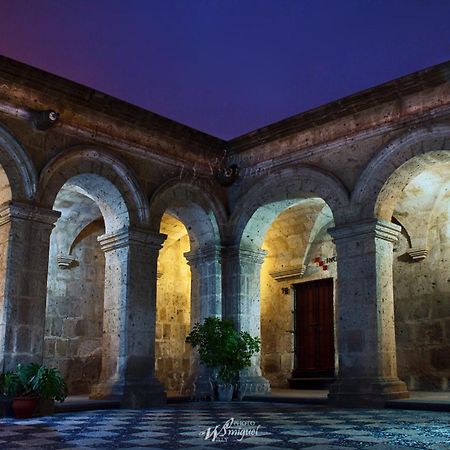 Hoteles Riviera Cayma エクステリア 写真
